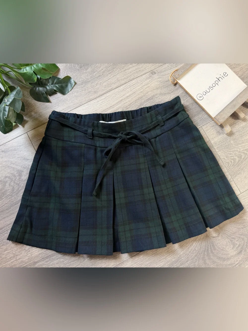 Hollister Preppy Green Plaid Pleated Mini Skirt w Built In Shorts & Waist Tie XS